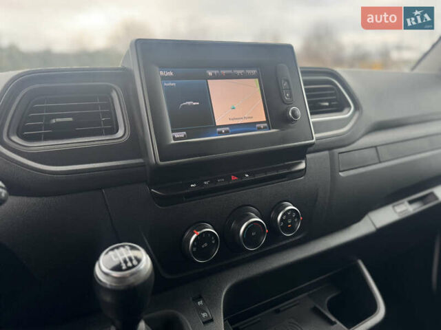 Белый Рено Мастер, объемом двигателя 2.3 л и пробегом 181 тыс. км за 21300 $, фото 25 на Automoto.ua