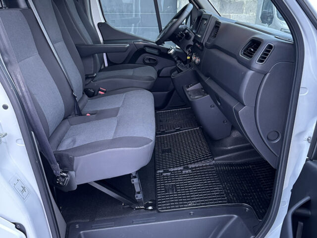 Белый Рено Мастер, объемом двигателя 2.3 л и пробегом 120 тыс. км за 23300 $, фото 19 на Automoto.ua