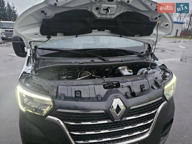 Белый Рено Мастер, объемом двигателя 2.3 л и пробегом 184 тыс. км за 18300 $, фото 77 на Automoto.ua