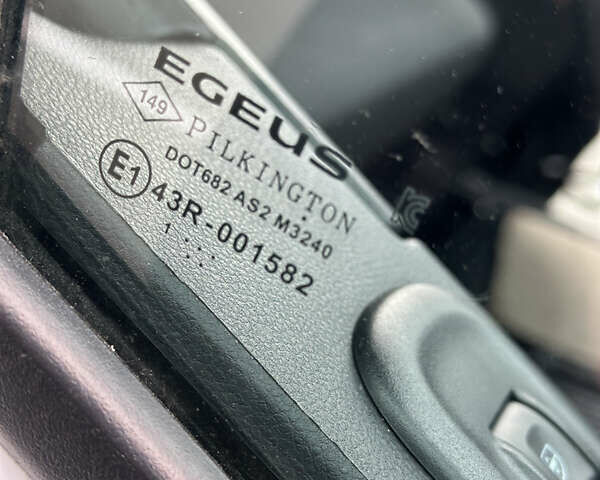 Белый Рено Мастер, объемом двигателя 2.3 л и пробегом 240 тыс. км за 18500 $, фото 37 на Automoto.ua