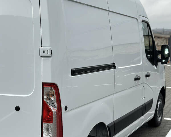 Белый Рено Мастер, объемом двигателя 2.3 л и пробегом 240 тыс. км за 18500 $, фото 24 на Automoto.ua