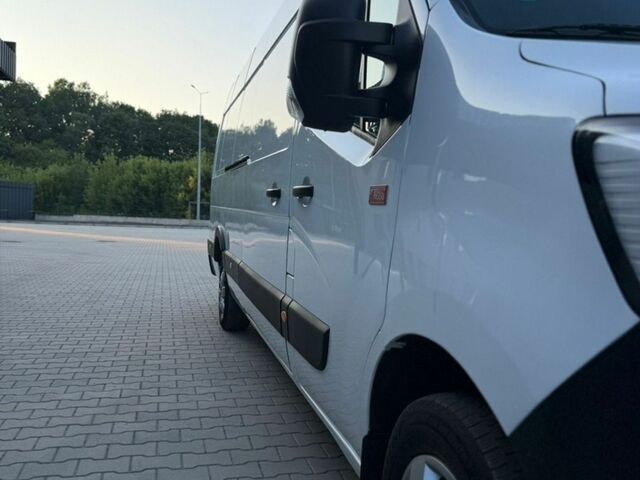 Белый Рено Мастер, объемом двигателя 2.3 л и пробегом 206 тыс. км за 19700 $, фото 10 на Automoto.ua