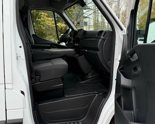 Білий Рено Мастєр, об'ємом двигуна 2.3 л та пробігом 248 тис. км за 19750 $, фото 25 на Automoto.ua