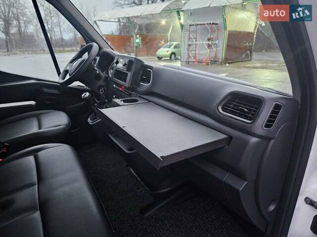 Белый Рено Мастер, объемом двигателя 2.3 л и пробегом 184 тыс. км за 18300 $, фото 59 на Automoto.ua