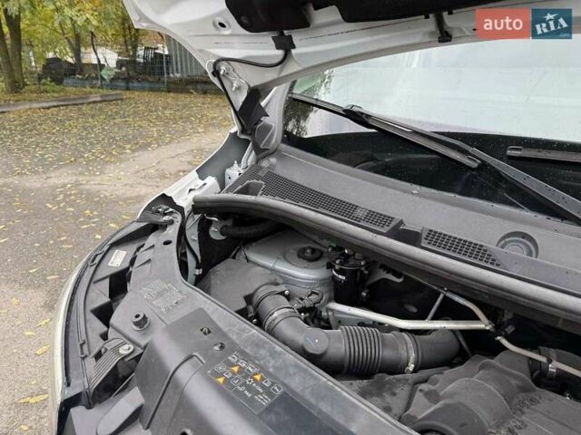 Белый Рено Мастер, объемом двигателя 2.3 л и пробегом 138 тыс. км за 20999 $, фото 10 на Automoto.ua