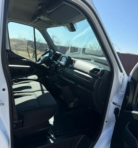 Білий Рено Мастєр, об'ємом двигуна 2.3 л та пробігом 174 тис. км за 21999 $, фото 24 на Automoto.ua