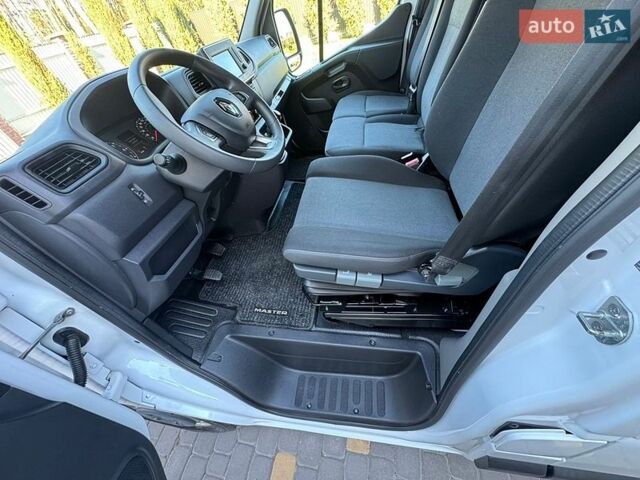 Белый Рено Мастер, объемом двигателя 2.3 л и пробегом 127 тыс. км за 23800 $, фото 25 на Automoto.ua
