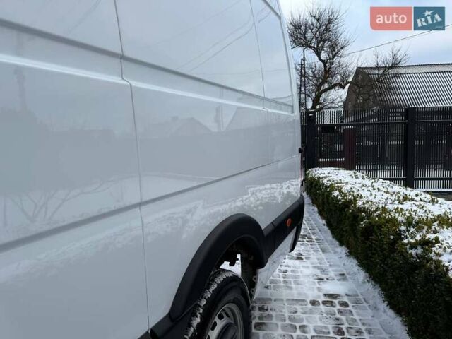 Белый Рено Мастер, объемом двигателя 2.3 л и пробегом 209 тыс. км за 19999 $, фото 15 на Automoto.ua