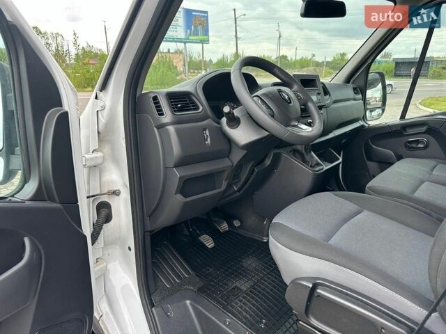 Белый Рено Мастер, объемом двигателя 2.3 л и пробегом 204 тыс. км за 23999 $, фото 24 на Automoto.ua