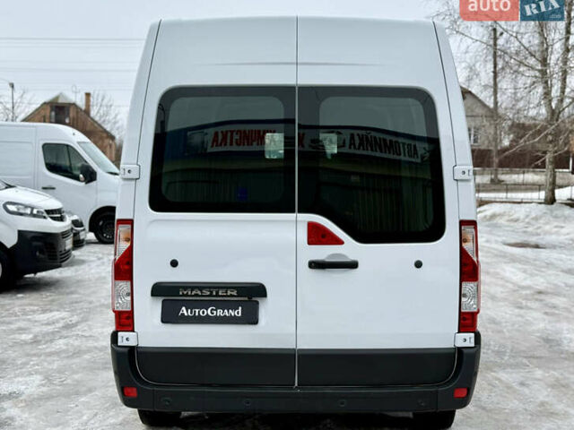 Білий Рено Мастєр, об'ємом двигуна 2.3 л та пробігом 116 тис. км за 21999 $, фото 5 на Automoto.ua