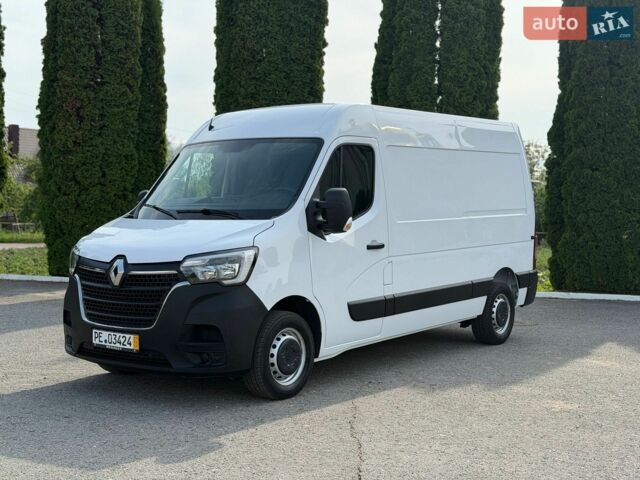 Белый Рено Мастер, объемом двигателя 0 л и пробегом 223 тыс. км за 18200 $, фото 2 на Automoto.ua