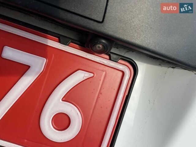 Белый Рено Мастер, объемом двигателя 2.3 л и пробегом 180 тыс. км за 22000 $, фото 54 на Automoto.ua