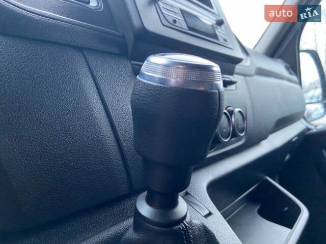 Білий Рено Мастєр, об'ємом двигуна 2.3 л та пробігом 144 тис. км за 23999 $, фото 24 на Automoto.ua