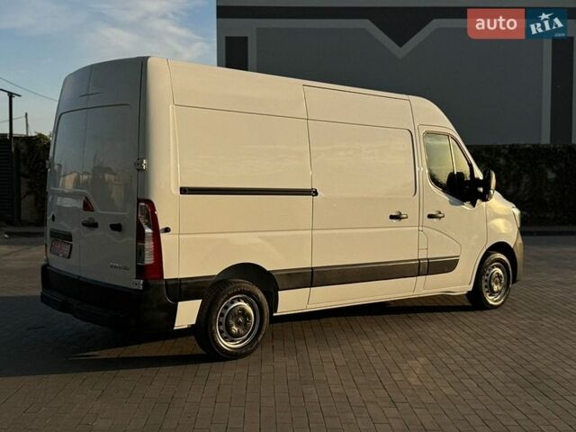 Белый Рено Мастер, объемом двигателя 2.3 л и пробегом 233 тыс. км за 19300 $, фото 33 на Automoto.ua