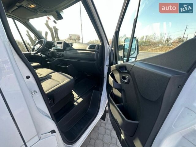 Білий Рено Мастєр, об'ємом двигуна 2.3 л та пробігом 231 тис. км за 20498 $, фото 27 на Automoto.ua