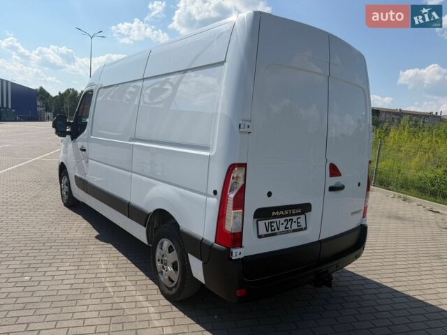 Белый Рено Мастер, объемом двигателя 2.3 л и пробегом 188 тыс. км за 18900 $, фото 6 на Automoto.ua