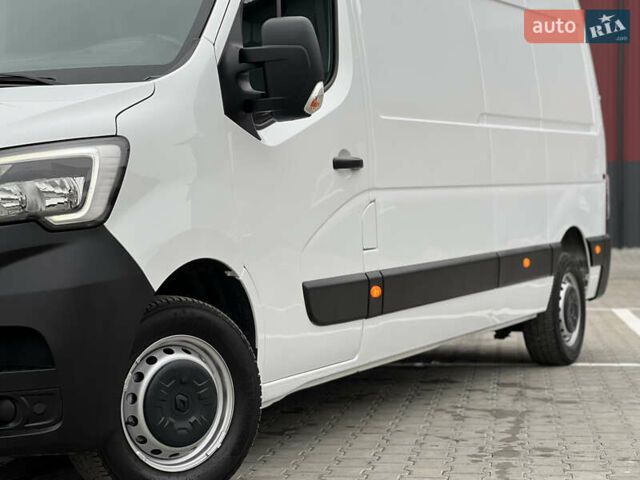 Белый Рено Мастер, объемом двигателя 2.3 л и пробегом 233 тыс. км за 17900 $, фото 15 на Automoto.ua