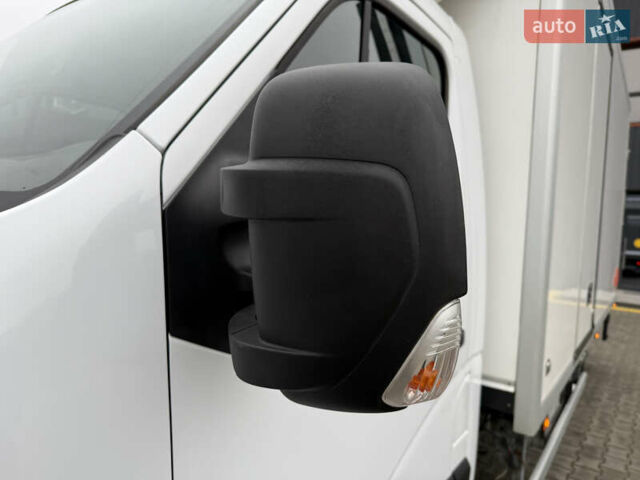Білий Рено Мастєр, об'ємом двигуна 2.3 л та пробігом 98 тис. км за 27300 $, фото 16 на Automoto.ua