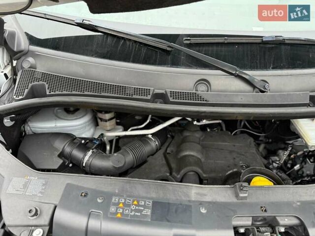 Білий Рено Мастєр, об'ємом двигуна 0 л та пробігом 281 тис. км за 19750 $, фото 30 на Automoto.ua