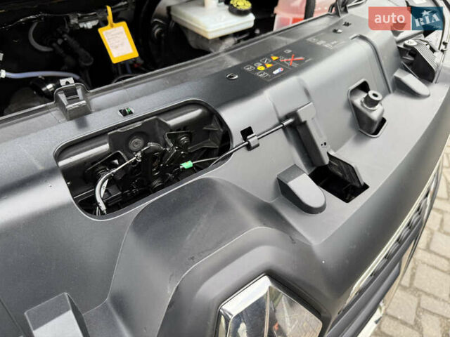 Білий Рено Мастєр, об'ємом двигуна 0 л та пробігом 266 тис. км за 21300 $, фото 92 на Automoto.ua