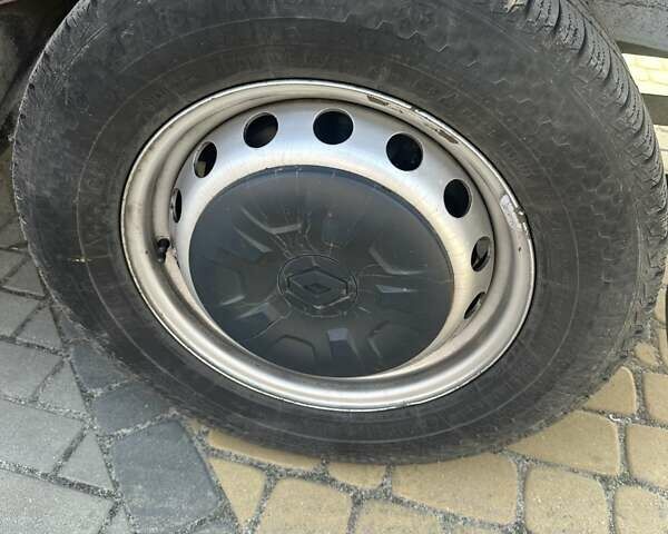 Білий Рено Мастєр, об'ємом двигуна 2.3 л та пробігом 187 тис. км за 21800 $, фото 22 на Automoto.ua