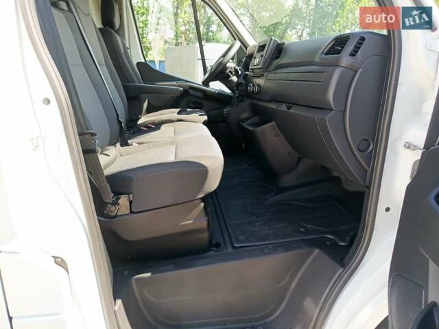 Білий Рено Мастєр, об'ємом двигуна 0 л та пробігом 237 тис. км за 18950 $, фото 12 на Automoto.ua