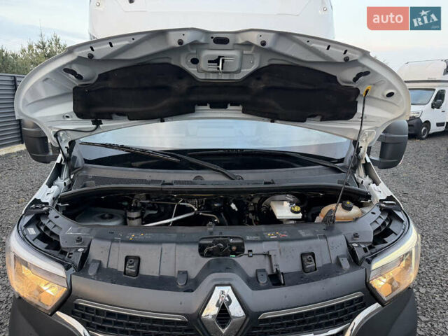 Белый Рено Мастер, объемом двигателя 2.3 л и пробегом 320 тыс. км за 24500 $, фото 20 на Automoto.ua