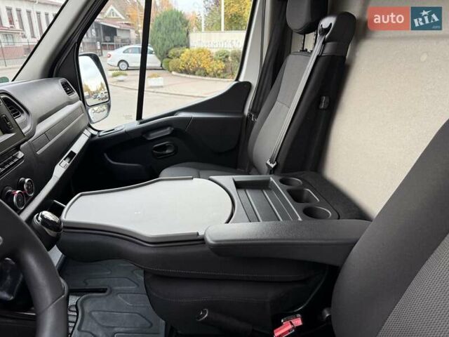 Білий Рено Мастєр, об'ємом двигуна 2.3 л та пробігом 248 тис. км за 20950 $, фото 38 на Automoto.ua