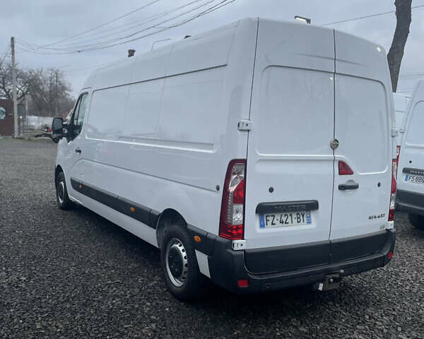 Белый Рено Мастер, объемом двигателя 2.3 л и пробегом 202 тыс. км за 21900 $, фото 4 на Automoto.ua