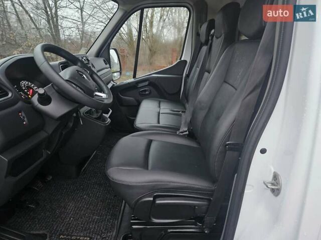 Белый Рено Мастер, объемом двигателя 2.3 л и пробегом 184 тыс. км за 18300 $, фото 39 на Automoto.ua