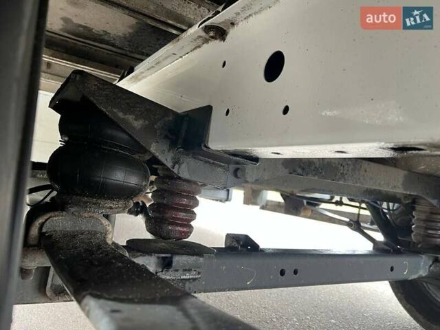 Белый Рено Мастер, объемом двигателя 2.3 л и пробегом 293 тыс. км за 24999 $, фото 29 на Automoto.ua