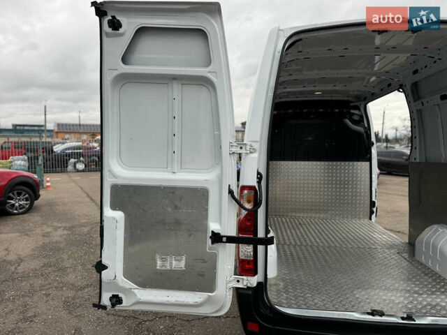 Білий Рено Мастєр, об'ємом двигуна 2.3 л та пробігом 267 тис. км за 21500 $, фото 41 на Automoto.ua