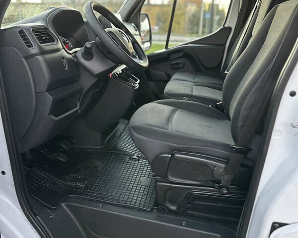 Білий Рено Мастєр, об'ємом двигуна 2.3 л та пробігом 175 тис. км за 19600 $, фото 37 на Automoto.ua