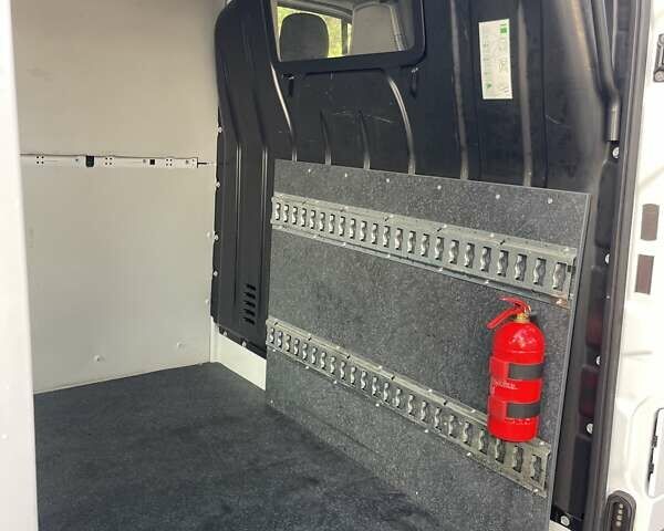 Белый Рено Мастер, объемом двигателя 2.3 л и пробегом 180 тыс. км за 22000 $, фото 57 на Automoto.ua