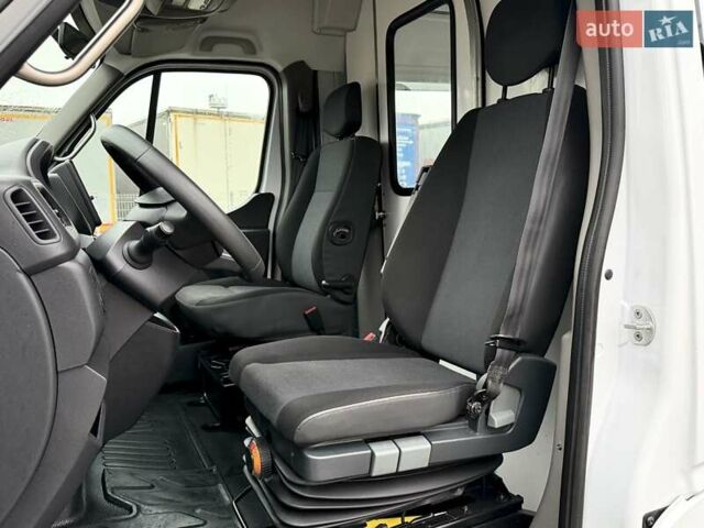 Білий Рено Мастєр, об'ємом двигуна 2.3 л та пробігом 201 тис. км за 17200 $, фото 26 на Automoto.ua