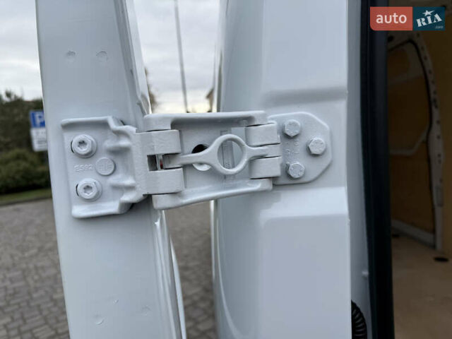 Білий Рено Мастєр, об'ємом двигуна 0 л та пробігом 266 тис. км за 21300 $, фото 71 на Automoto.ua