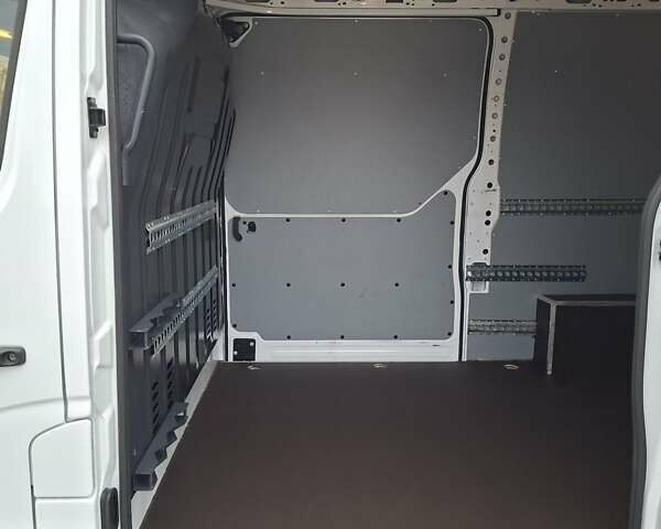 Білий Рено Мастєр, об'ємом двигуна 2.3 л та пробігом 240 тис. км за 18456 $, фото 30 на Automoto.ua