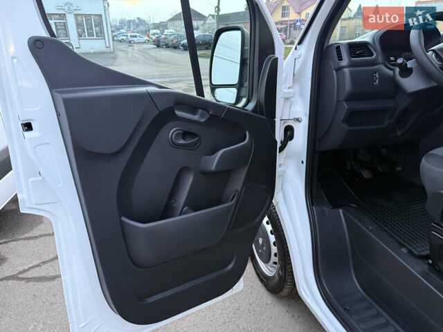 Белый Рено Мастер, объемом двигателя 0 л и пробегом 252 тыс. км за 18800 $, фото 17 на Automoto.ua