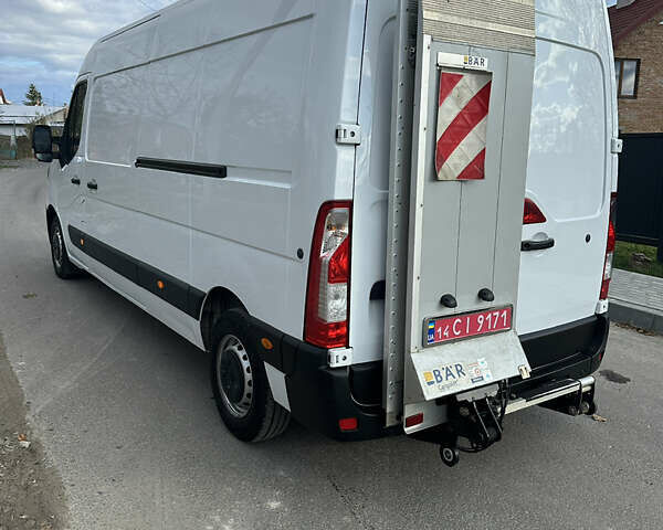 Белый Рено Мастер, объемом двигателя 2.3 л и пробегом 193 тыс. км за 22500 $, фото 14 на Automoto.ua