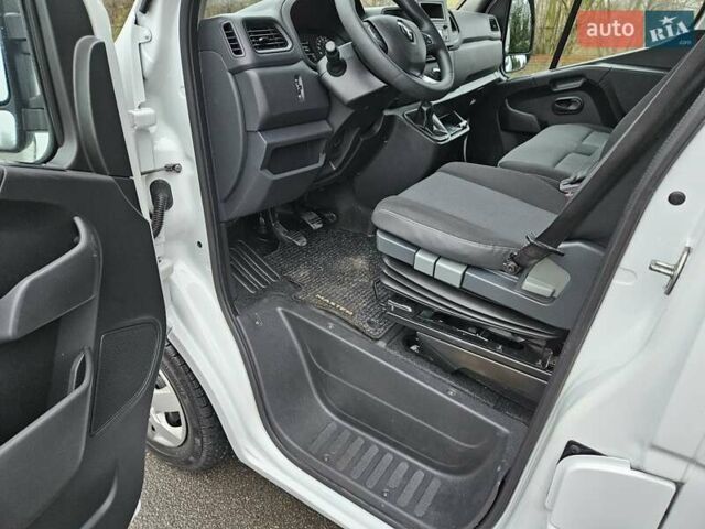 Білий Рено Мастєр, об'ємом двигуна 2.3 л та пробігом 217 тис. км за 18900 $, фото 35 на Automoto.ua