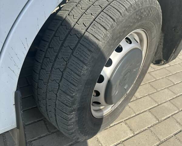 Білий Рено Мастєр, об'ємом двигуна 2.3 л та пробігом 187 тис. км за 21800 $, фото 23 на Automoto.ua