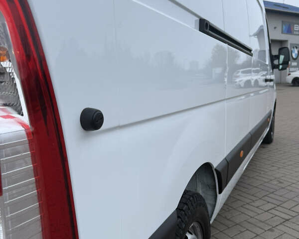 Білий Рено Мастєр, об'ємом двигуна 2.3 л та пробігом 239 тис. км за 22799 $, фото 41 на Automoto.ua