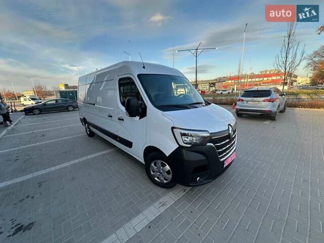 Белый Рено Мастер, объемом двигателя 2.3 л и пробегом 219 тыс. км за 20799 $, фото 1 на Automoto.ua