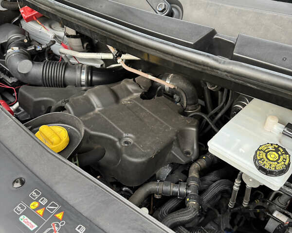 Білий Рено Мастєр, об'ємом двигуна 2.3 л та пробігом 95 тис. км за 27000 $, фото 1 на Automoto.ua