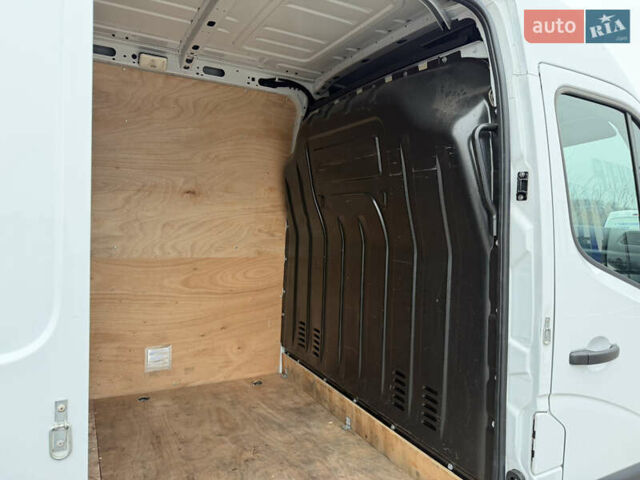 Білий Рено Мастєр, об'ємом двигуна 0 л та пробігом 243 тис. км за 21500 $, фото 33 на Automoto.ua