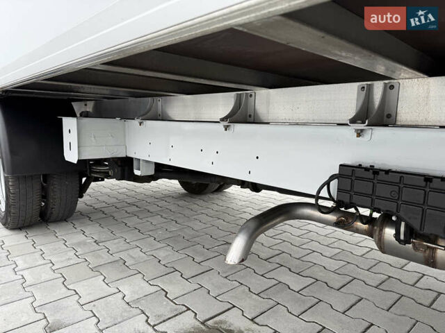 Белый Рено Мастер, объемом двигателя 0 л и пробегом 199 тыс. км за 26500 $, фото 28 на Automoto.ua