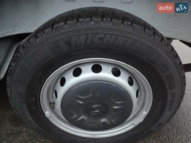 Білий Рено Мастєр, об'ємом двигуна 2.3 л та пробігом 118 тис. км за 22900 $, фото 32 на Automoto.ua