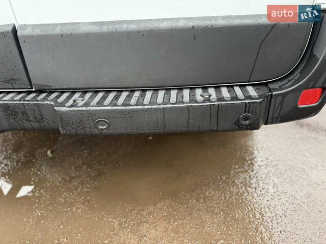 Белый Рено Мастер, объемом двигателя 2.3 л и пробегом 119 тыс. км за 23800 $, фото 14 на Automoto.ua