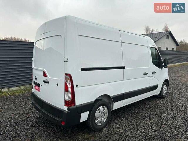 Белый Рено Мастер, объемом двигателя 2.3 л и пробегом 191 тыс. км за 19599 $, фото 4 на Automoto.ua