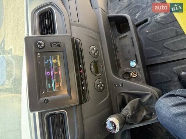 Белый Рено Мастер, объемом двигателя 0 л и пробегом 87 тыс. км за 17500 $, фото 15 на Automoto.ua